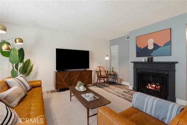 Long Beach, CA 90802,645 Pacific Avenue #304