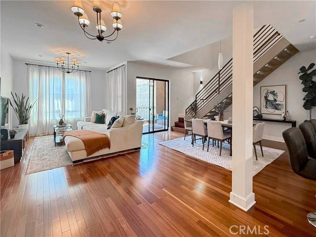 Long Beach, CA 90802,395 East 4th Street #39