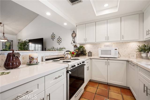 Palm Desert, CA 92211,77178 Pauma Valley Way