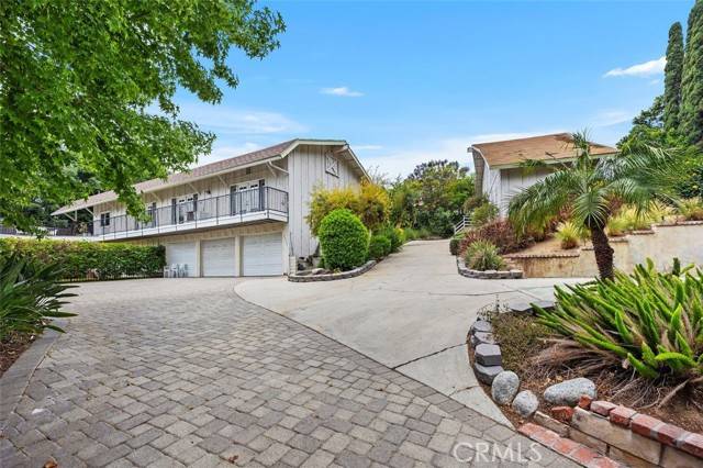 Yorba Linda, CA 92886,5245 Grandview Avenue