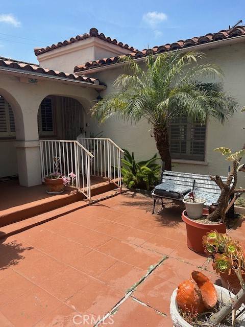 Inglewood, CA 90305,2416 W 80th Street