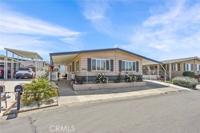 Corona, CA 92880,1440 RIDGEMONT Way