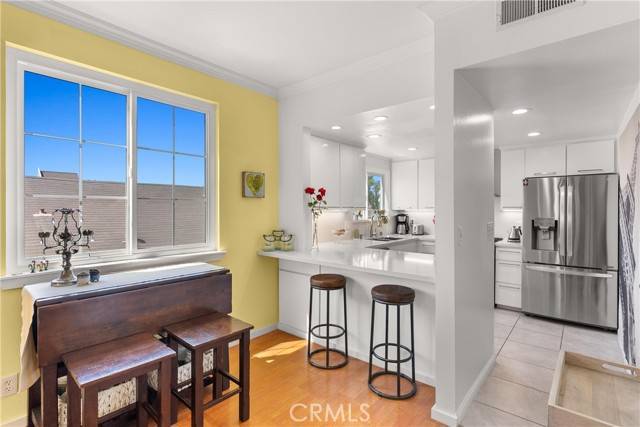 Long Beach, CA 90814,384 Redondo Avenue #205
