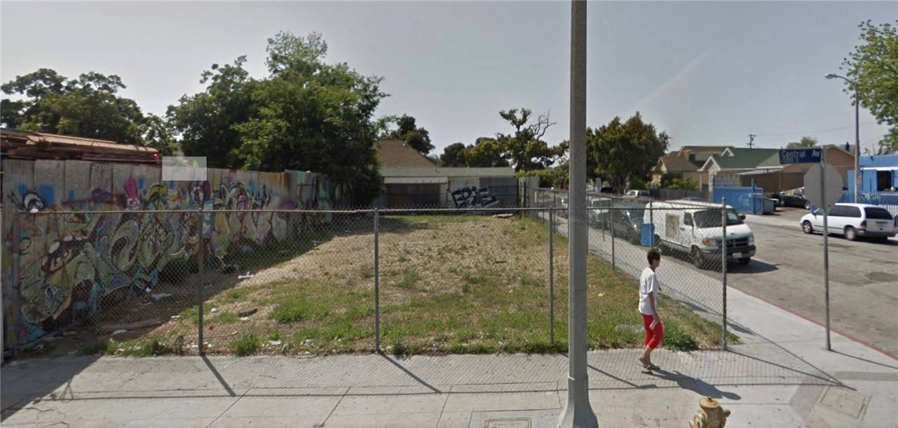 Los Angeles, CA 90011,2301 S Central Avenue
