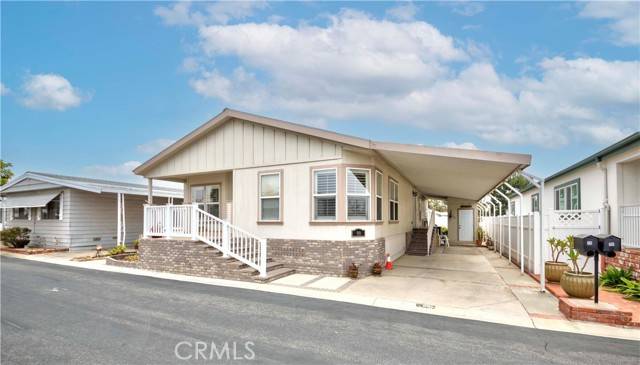Fullerton, CA 92835,2851 Rolling Hills Drive #99