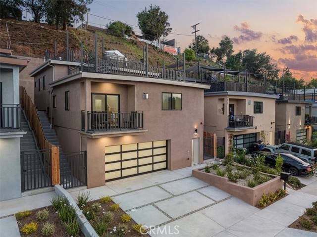 Los Angeles, CA 90042,4850 Buchanan