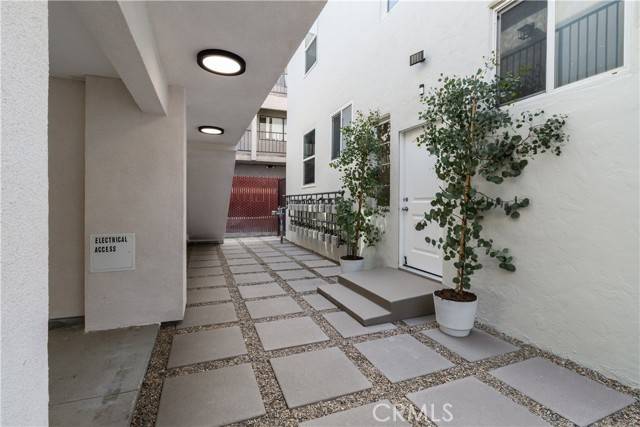 Long Beach, CA 90802,1827 E 4 Street #18