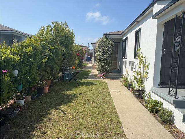 Hawthorne, CA 90250,4034 W 130th Street #D