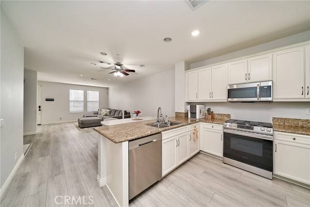 Eastvale, CA 91752,12573 Montaivo Lane