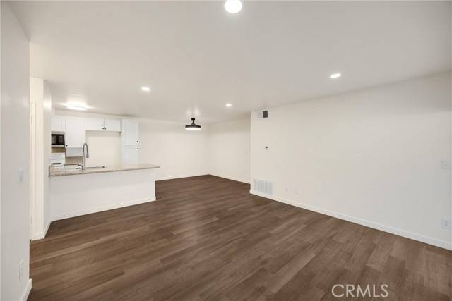 Santa Ana, CA 92704,2501 W Sunflower Avenue #H1
