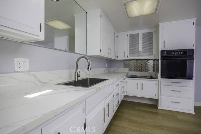 Seal Beach, CA 90740,13881 Thunderbird Drive #M1-63E