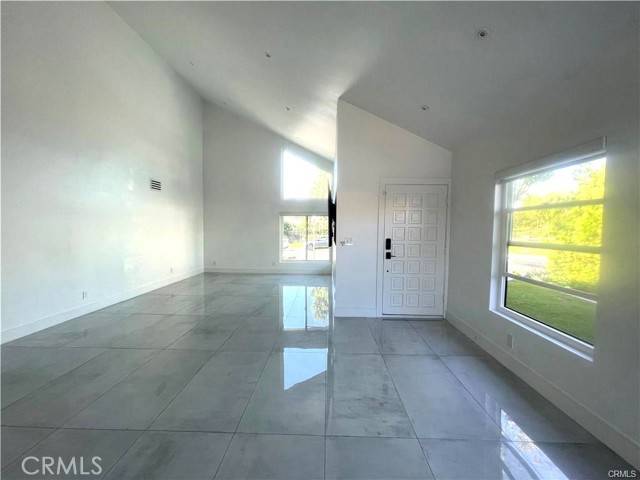 Irvine, CA 92620,1 Tamizar