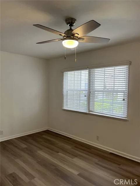 Long Beach, CA 90803,5294 E Division Street