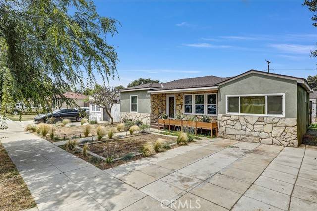 Long Beach, CA 90810,2255 Cota Ave
