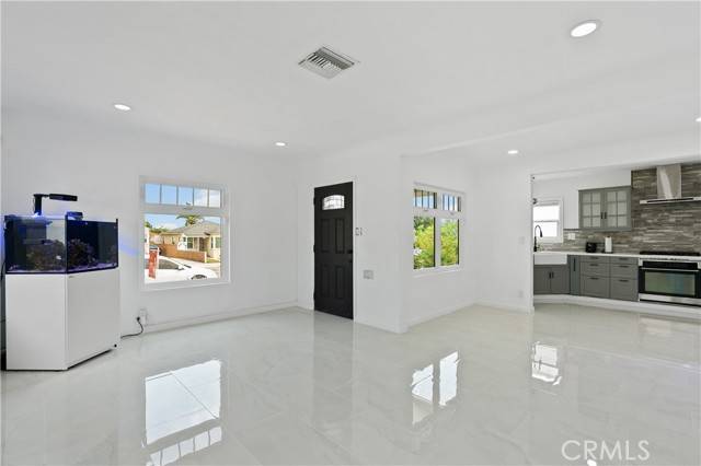 San Pedro (los Angeles), CA 90732,1381 W Summerland Avenue