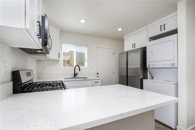 South Gate, CA 90280,2917 Liberty