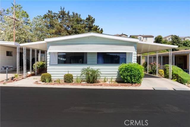 Yorba Linda, CA 92886,3720 Lake Grove Drive #25
