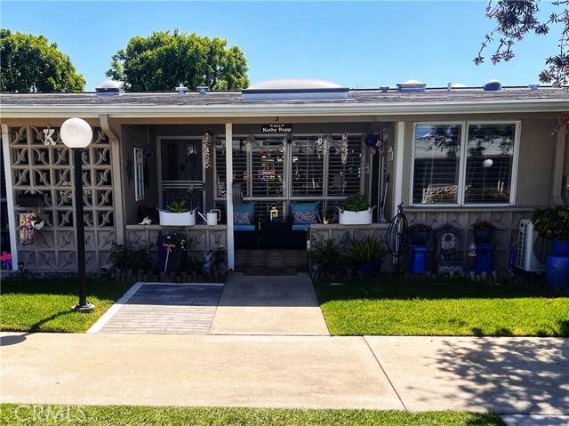 Seal Beach, CA 90740,1271 Kenwood Rd. M7-#163J