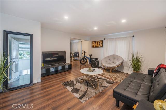 Whittier, CA 90606,10608 Whittier Boulevard
