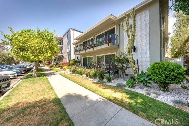 Long Beach, CA 90802,1405 E 1st Street #10