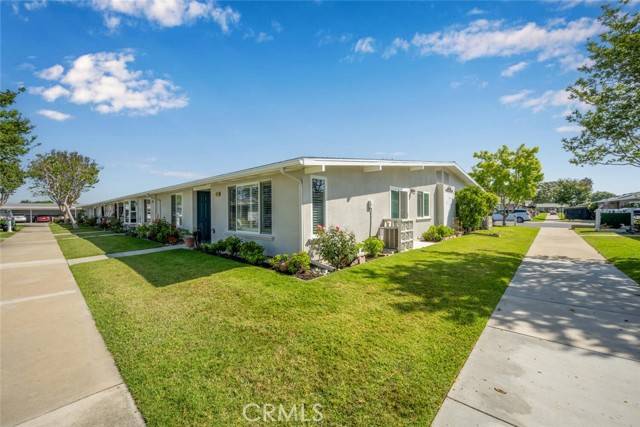 Seal Beach, CA 90740,13781 Alderwood Lane #22A