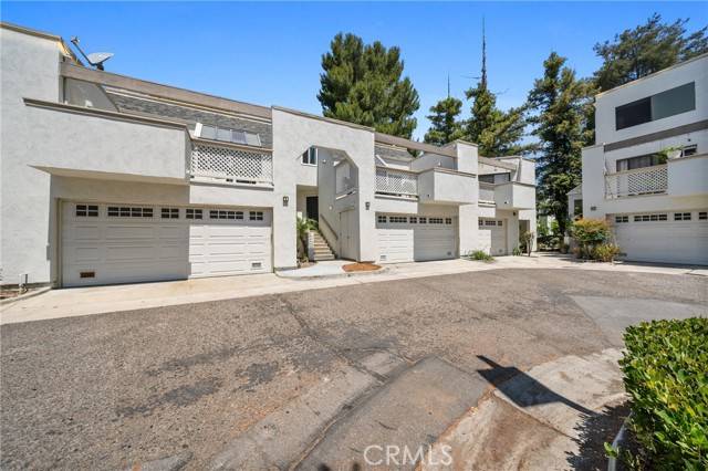 Orange, CA 92869,222 N Singingwood Street #9