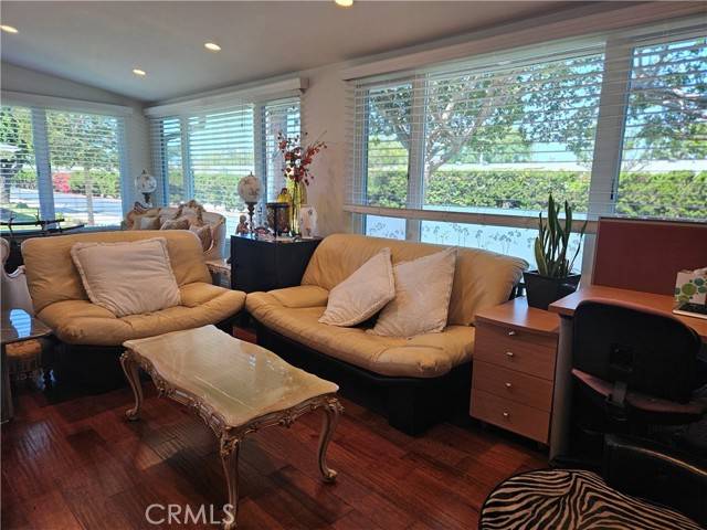 Seal Beach, CA 90740,1402 Golden Rain Road #55 G