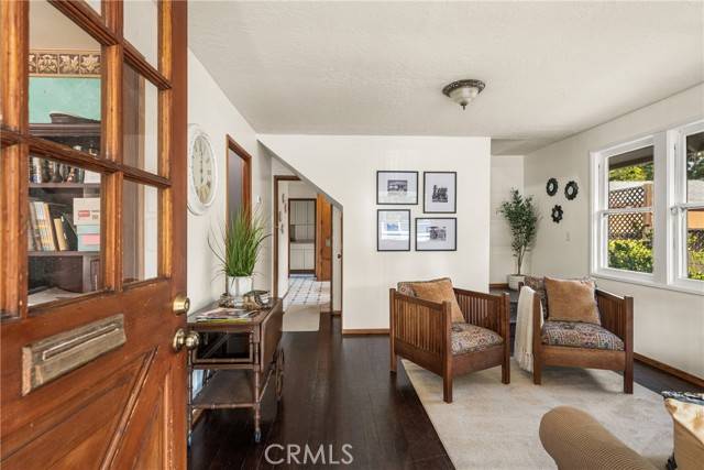 Orange, CA 92866,273 N Cleveland Street