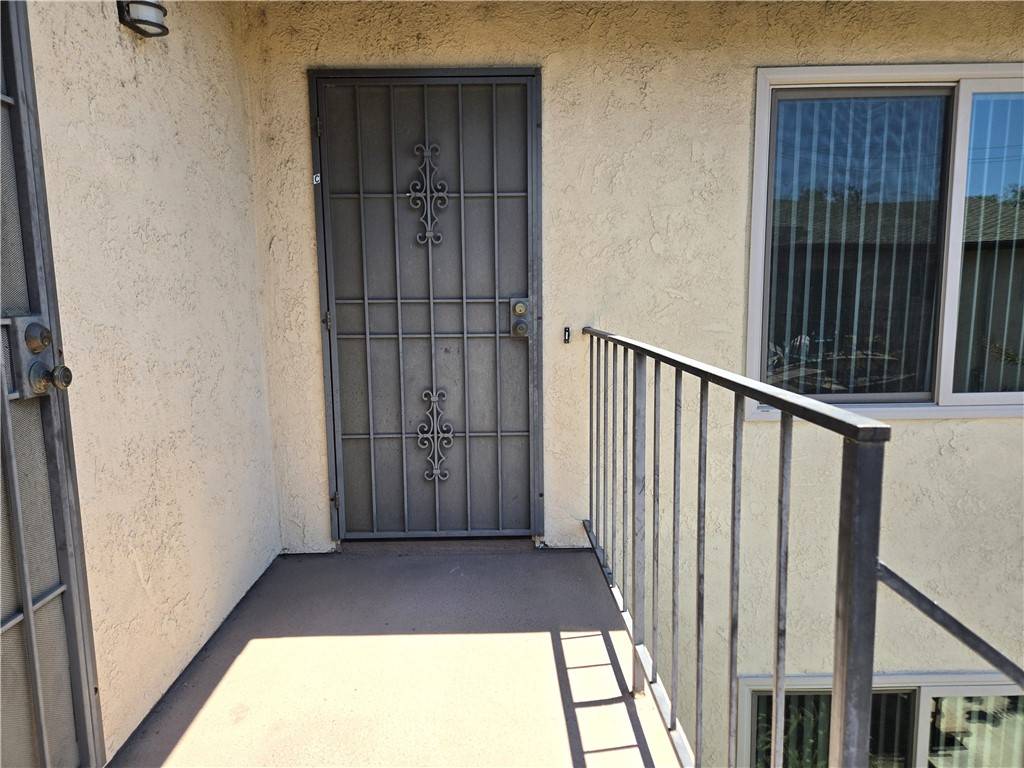 Whittier, CA 90603,15907 La Forge Street #C