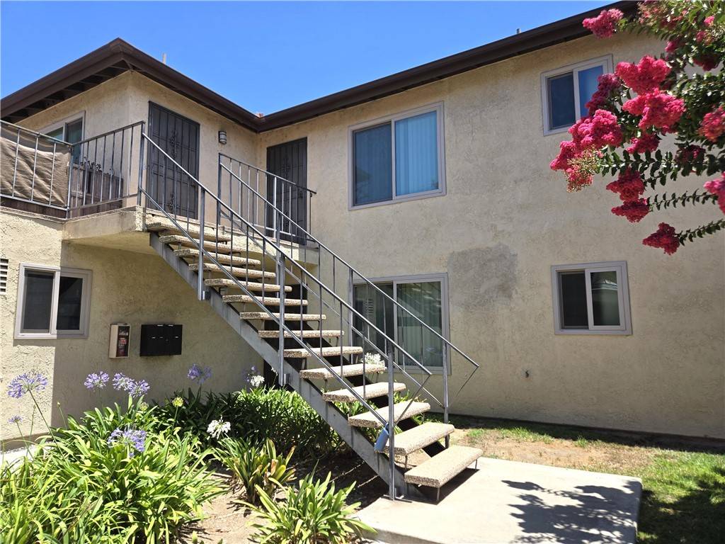 Whittier, CA 90603,15907 La Forge Street #C