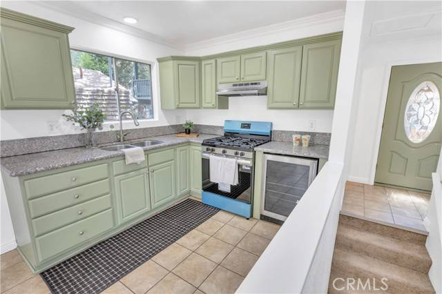 Twin Peaks, CA 92391,26188 Boulder Lane