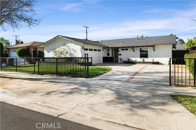 Santa Ana, CA 92704,1825 W Carlton Place