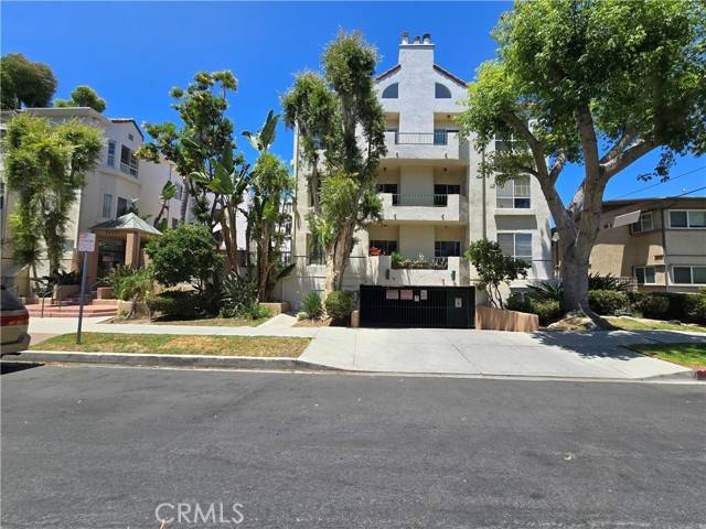 Sherman Oaks, CA 91401,14347 Albers Street #301