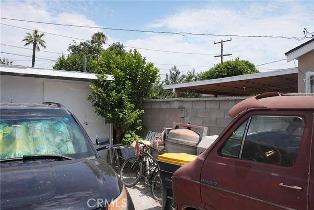 Compton, CA 90221,16204 S Bradfield Avenue