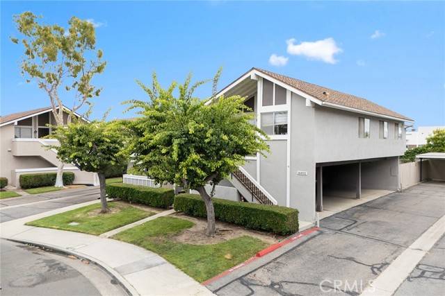 Huntington Beach, CA 92647,16892 Limelight Circle #B