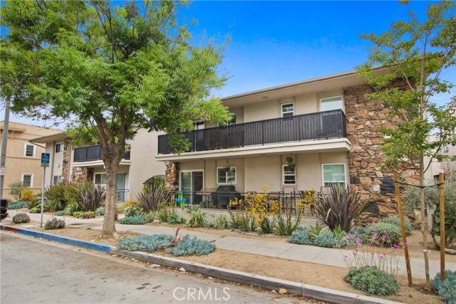 Long Beach, CA 90802,307 Cherry Avenue #5