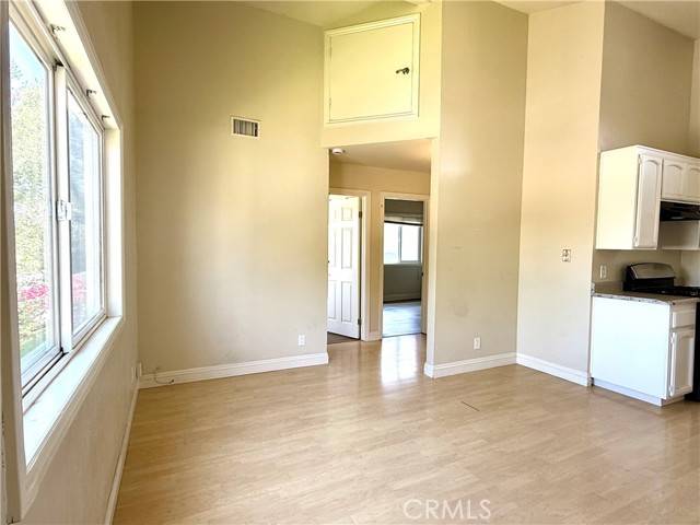 Costa Mesa, CA 92627,2242 Elden Ave