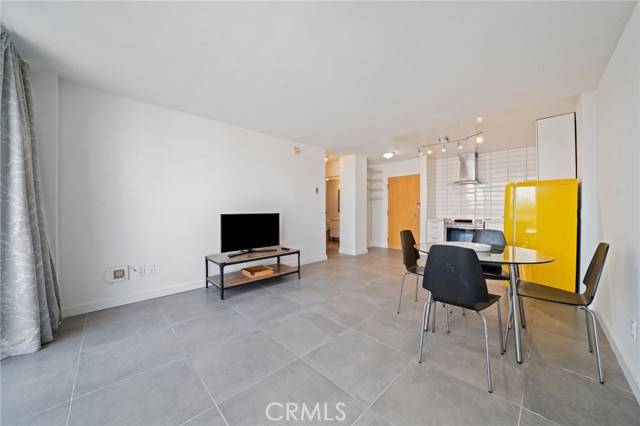 Long Beach, CA 90802,375 Atlantic Avenue #201