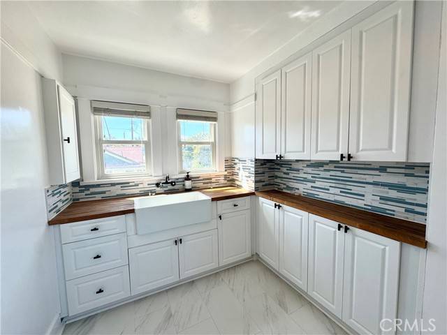 San Pedro (los Angeles), CA 90731,450 W 38th Street
