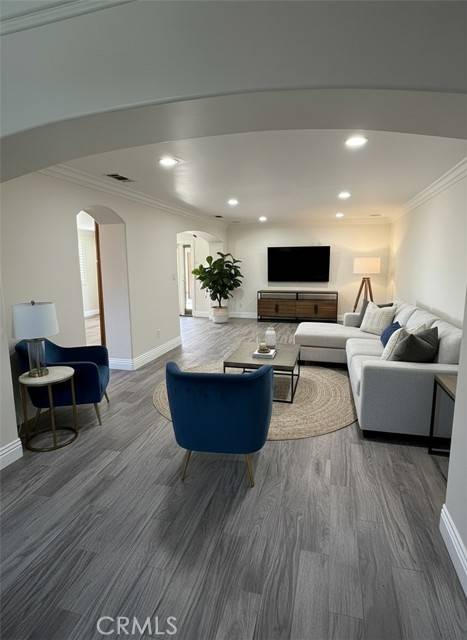 Torrance, CA 90503,5004 Onyx Street