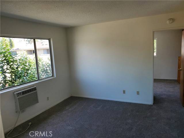 Bellflower, CA 90706,9529 Oak St