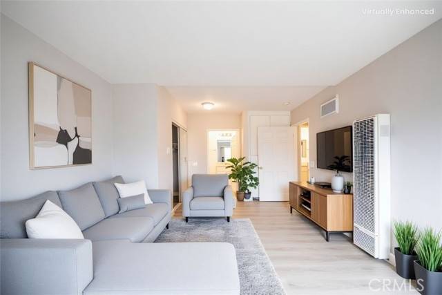 Fallbrook, CA 92028,868 E Alvarado #7