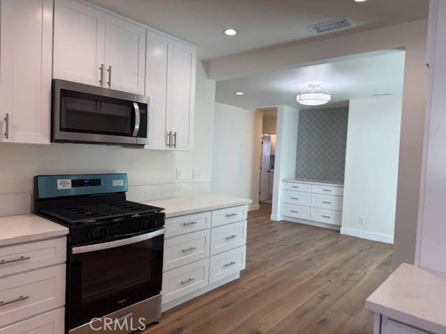 Downey, CA 90242,7964 Comolette Street