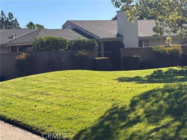 Santa Ana, CA 92701,2133 Barclay