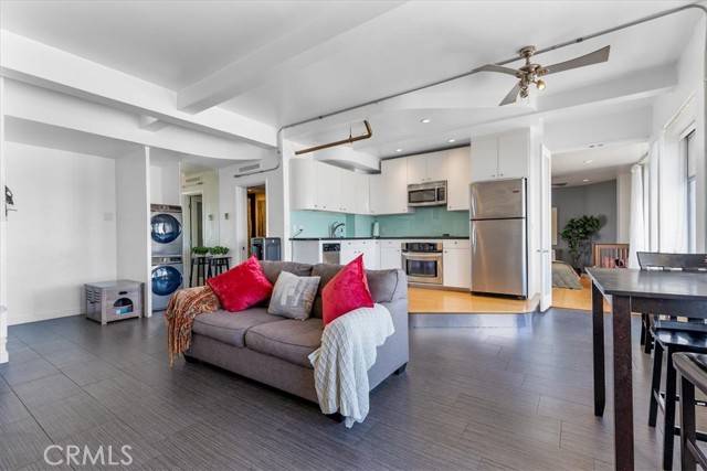 Long Beach, CA 90802,100 Atlantic #701