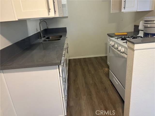 Garden Grove, CA 92840,12582 FLOWER #2