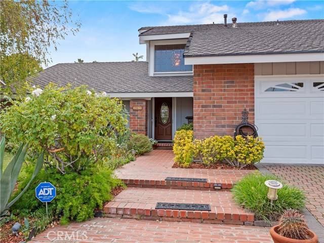 Valencia (santa Clarita), CA 91355,25415 Via Alcira