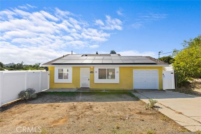 Canyon Lake, CA 92587,23561 Clara