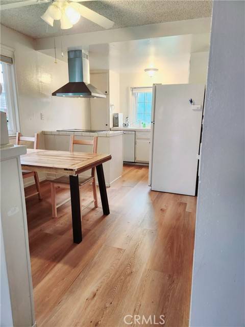 Cypress, CA 90630,4773 Larwin