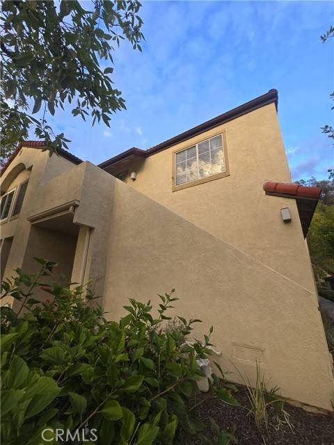 Lake Forest (el Toro), CA 92630,21204 Camelia